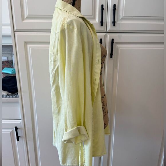 Cloth & Stone tencel button up size Large - Picture 4 of 8